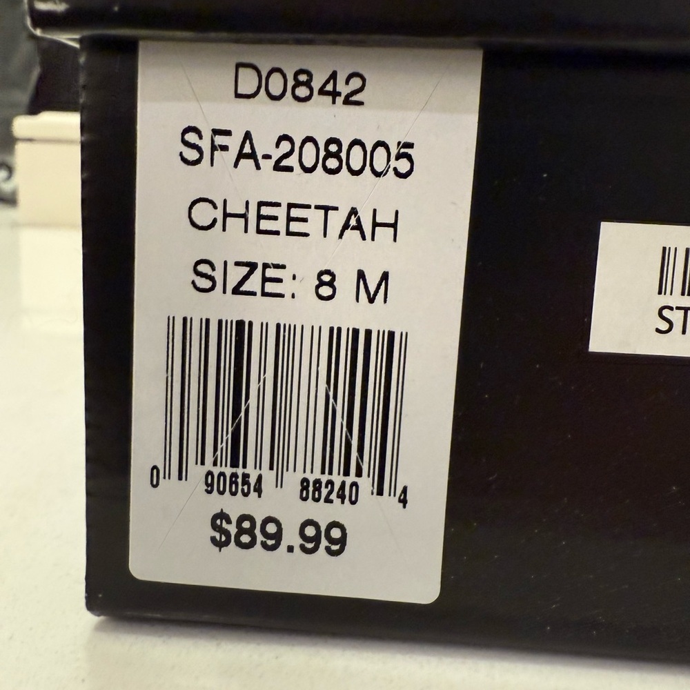 Saks Fifth Avenue Brown and Black Heels Stiletto Pumps - Picture 8 of 9